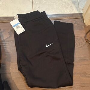 Nike Men’s Black Jogger Pants
